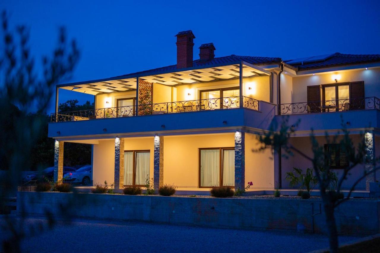 Luxury Apartments Villa Stina Pinezići 外观 照片